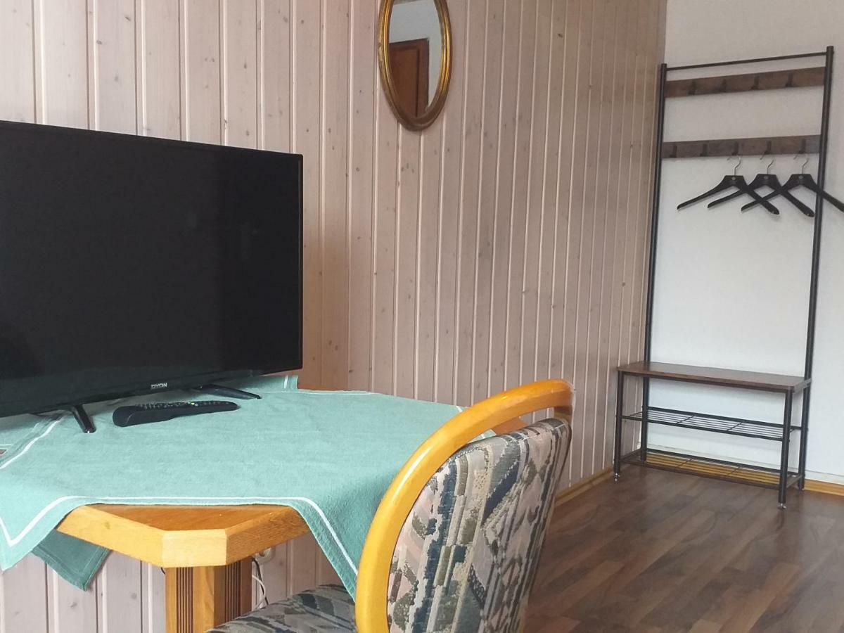 Hotel Zur Krone Bad Brueckenau Ngoại thất bức ảnh
